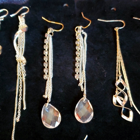 Costume Dangle Earrings - Picture 2 of 5